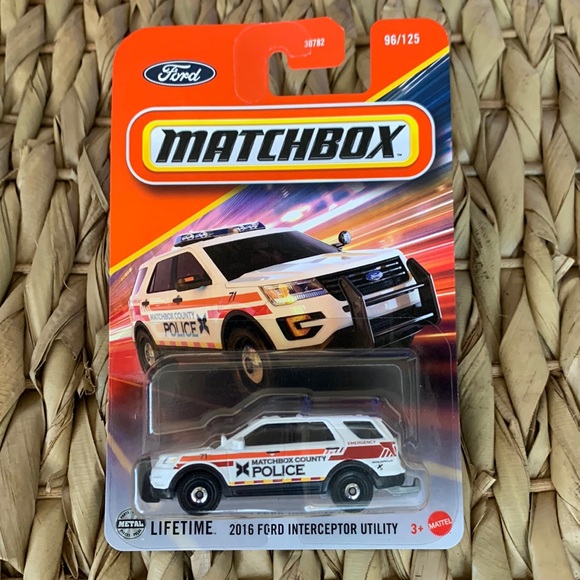 Matchbox 2016 Ford Interceptor Utility Sheriff Emergency Police Cop Car New - Picture 7 of 7